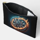 Fiery Dartboard mit Bullseye Explosion Zubehörtasche (Offen)
