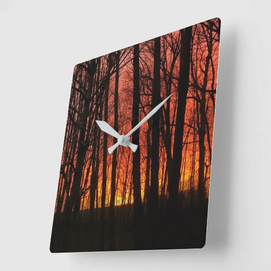 Fiery Forest Sunset Quadratische Wanduhr (Winkel)