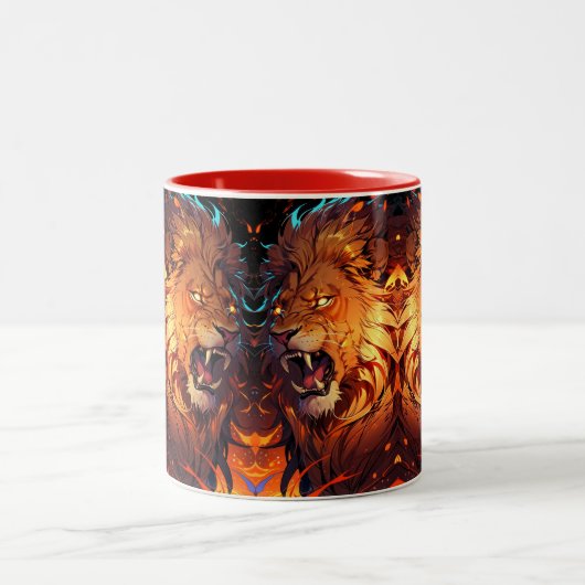 Fiery Lion mit lebendigem Mane und Naturelementen Zweifarbige Tasse (Mittel)