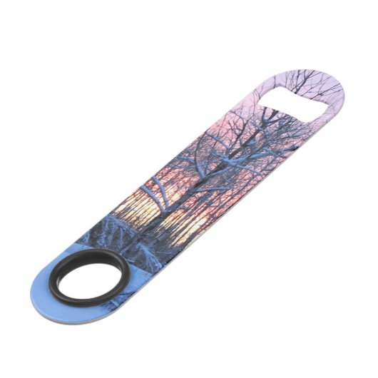 Fiery Sunset Snow Tall Spruce Speed Flaschenöffner (Rückseite Schrägansicht)