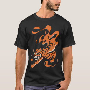 Fiery Tiger: Asiatisches kühnes Design T-Shirt