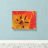 Fiery Tulip Canvas Print Leinwanddruck (Insitu (Holzboden))