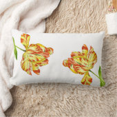 Fiery Tulips auf einem Lumbalkissen Lendenkissen (Decke)