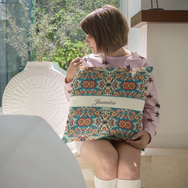 Fiesta Blooms, anpassbar Kissen (Von Creator hochgeladen)