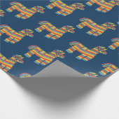 ¡Fiesta! Farbige Piñatas auf blauem Geschenkpapier (Ecke)