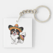 Fiesta Papillon Dog Wearing Sombrero und Sarape Schlüsselanhänger (Rückseite)