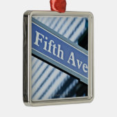 Fifth Avenue Ornament Aus Metall (Rechts)