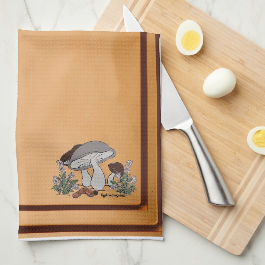 figdewdrops caterpillar mushrm brn kitchen towel geschirrtuch (Viertel Falte)