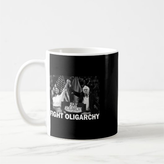 Fight Oligarchy Bernie Sanders And Aoc Freedom Us  Kaffeetasse (Links)
