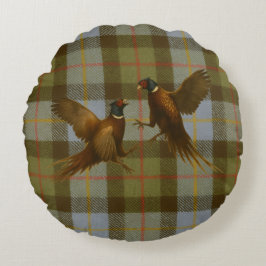 Fighting Pheasants on tweed / tartan background  Rundes Kissen
