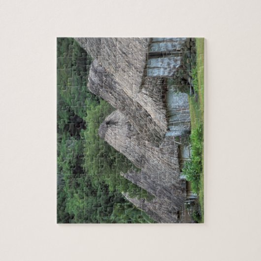 Fiji, Viti, traditionelle Hüttenhäuser. Puzzle (Vertikal)