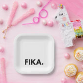 Fika Bold Black and White Sans Serif Pappteller (Party)