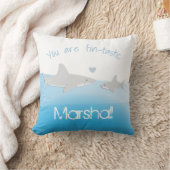 Fin-tastic Shark Parent and Kid Throw Kissen (Decke)