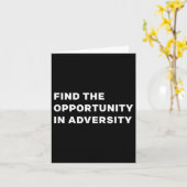 Find The Oprtunity In Adversity Motivational Quote Karte (Gelbe Blume)