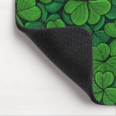 Finden Sie den glücklichen Klee Mousepad (Ecke)