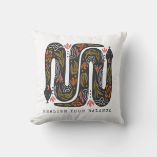 Finden Sie Ihre Balance zwischen Blumenschlangen Kissen