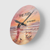 Fine Art Pink Beach Sunset Runde Wanduhr (Winkel)