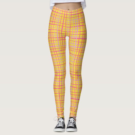 Fine lines Checkered pattern C09.pink on BYellow Leggings (Vorderseite)