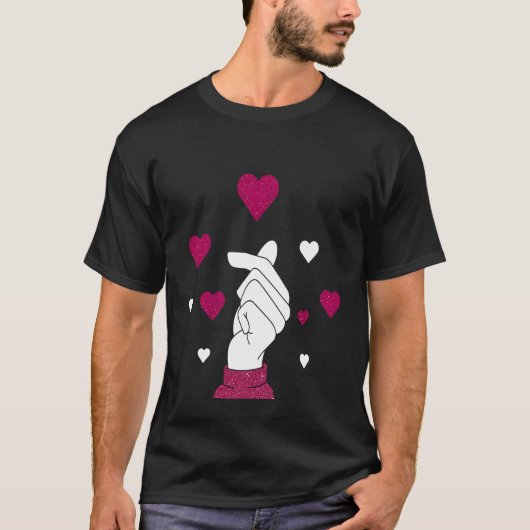 Finger Heart for Someone you Love T-Shirt (Vorderseite)