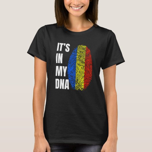 Fingerprint DNA Biometry Romanian Flag Romania   T-Shirt (Vorderseite)