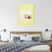 “Fingertip Daisy – Gentle Nature Wall Art” Leinwanddruck (Insitu (Schlafzimmer))