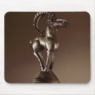 Finial mit einer Gebirgsziege Mousepad