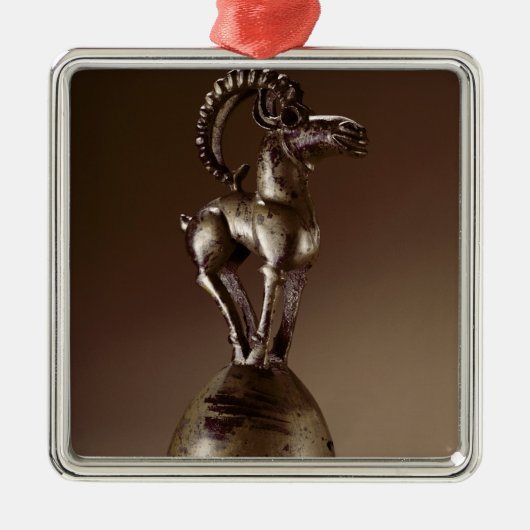 Finial mit einer Gebirgsziege Silbernes Ornament (Vorne)