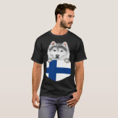 Finland Flag Siberian Husky Dog In Pocket T-Shirt (Vorne ganz)