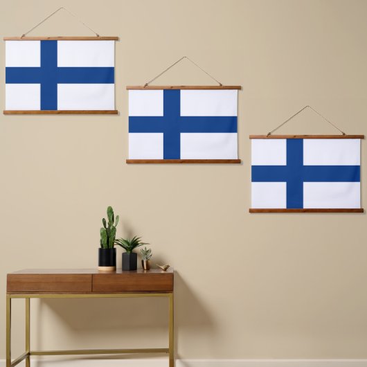 Finnische Flagge Wandteppich Mit Holzrahmen (Asymmetrisch)