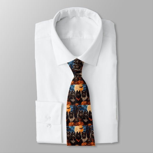 Finnischer Lapphund Halloween Spooky Krawatte (Gebunden)