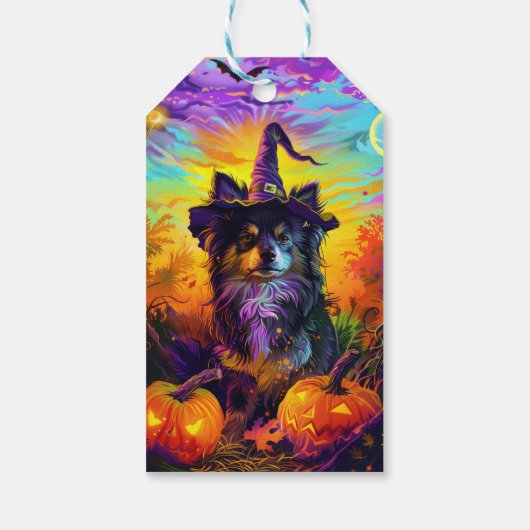 Finnischer Lapphund Hund Halloween Hexe und Kürbis Geschenkanhänger (Rückseite)