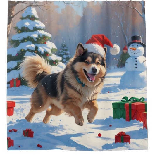 Finnischer Lapphund Running Snow mit Weihnachtshut Duschvorhang (Vorderseite)