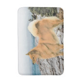 Finnischer Spitz beim Seashore-Gemälde - Hundekuns Badematte (Vorderseite Vertikal)