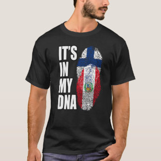 Finnisches und peruanisches DNA-Flaggengebiet T-Shirt
