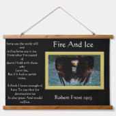 Fire and Ice Bald Wandteppich Mit Holzrahmen (Vorne)