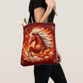Fire Horse Fourth Tasche (Von Nahem)