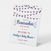 Firecracker unterwegs! Babydusche am 4. Juli Sockelschild (Vorderseite)