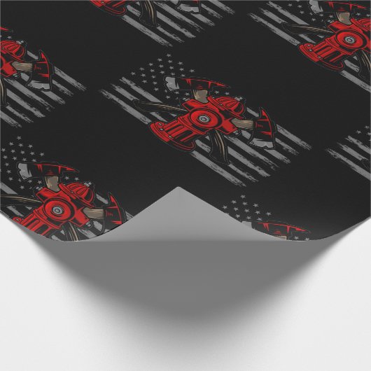Firefighter American Flag AX Geschenkpapier (Ecke)