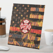 Firefighter Cross and Flames Sockelschild (In Situ)