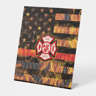 Firefighter Cross and Flames Sockelschild