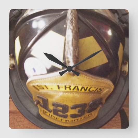 Firefighter Helmet Wall Clock Quadratische Wanduhr (Vorderseite)