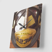 Firefighter Helmet Wall Clock Quadratische Wanduhr (Winkel)