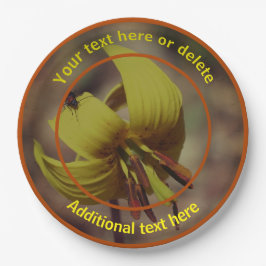 Firefto auf Forellenlilie Blume Personalisiertes P Pappteller