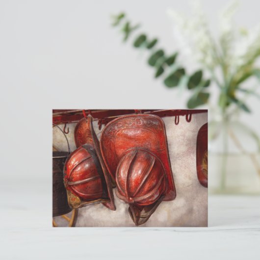 Fireman - Hut - Alte Feuerhütten Postkarte (Stehend Vorderseite)