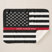 Fireman Thin Red Line American Flag Monogram Small Sherpadecke (Vorderseite (Horizontal))