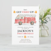 Firetruck Let's Get Fired Up Boy First Birthday Einladung (Stehend Vorderseite)