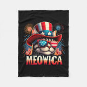Firework Cat Funny Patriotic Kitty Cat Meowica 4. Fleecedecke (Vorderseite)