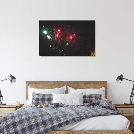 Fireworks Canvas Print Leinwanddruck (Insitu (Schlafzimmer))