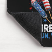Fireworks Director I Run You Run Funny 4. Juli Mousepad (Ecke)