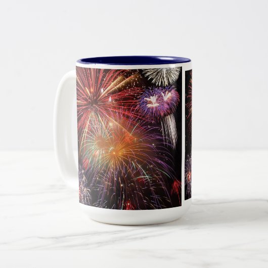 Fireworks Finale Zweifarbige Tasse (Vorderseite Links)